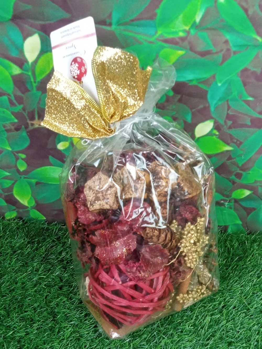 🎁 Decorative Potpourri Gift Bag with Gold Bow